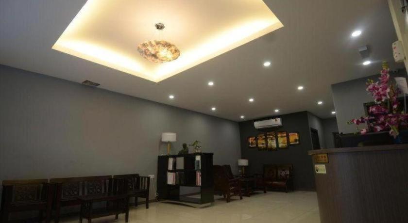 Kuok Pin Hotel Kuching Zewnętrze zdjęcie