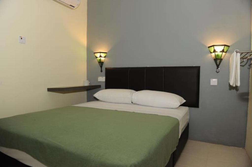 Kuok Pin Hotel Kuching Zewnętrze zdjęcie