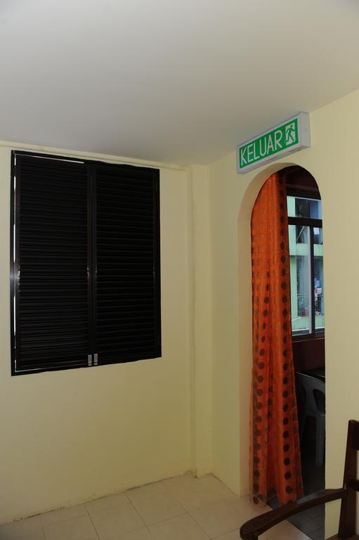 Kuok Pin Hotel Kuching Zewnętrze zdjęcie